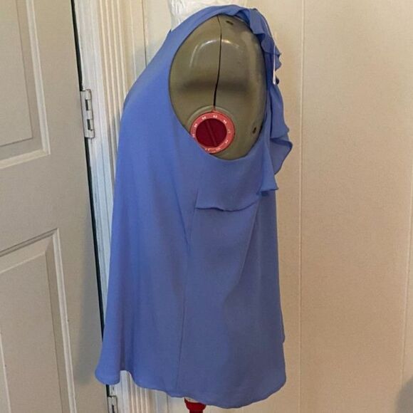 NWT Loft Sleeveless Scoop Neck Ruffled Back Top Size S - Picture 2 of 6